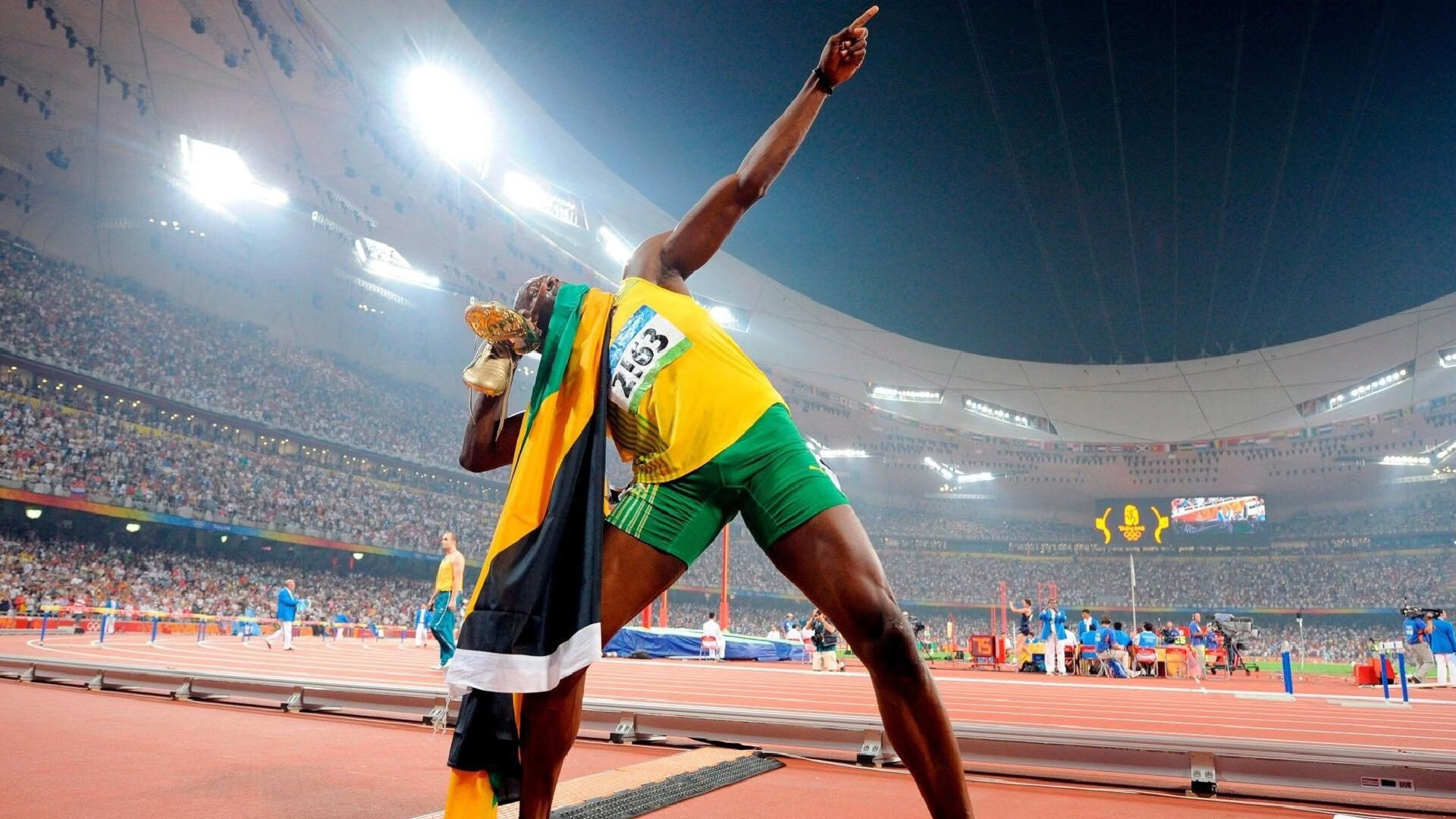 “萨尔·巴赫与南非羚羊队共同向世界杯迈进”