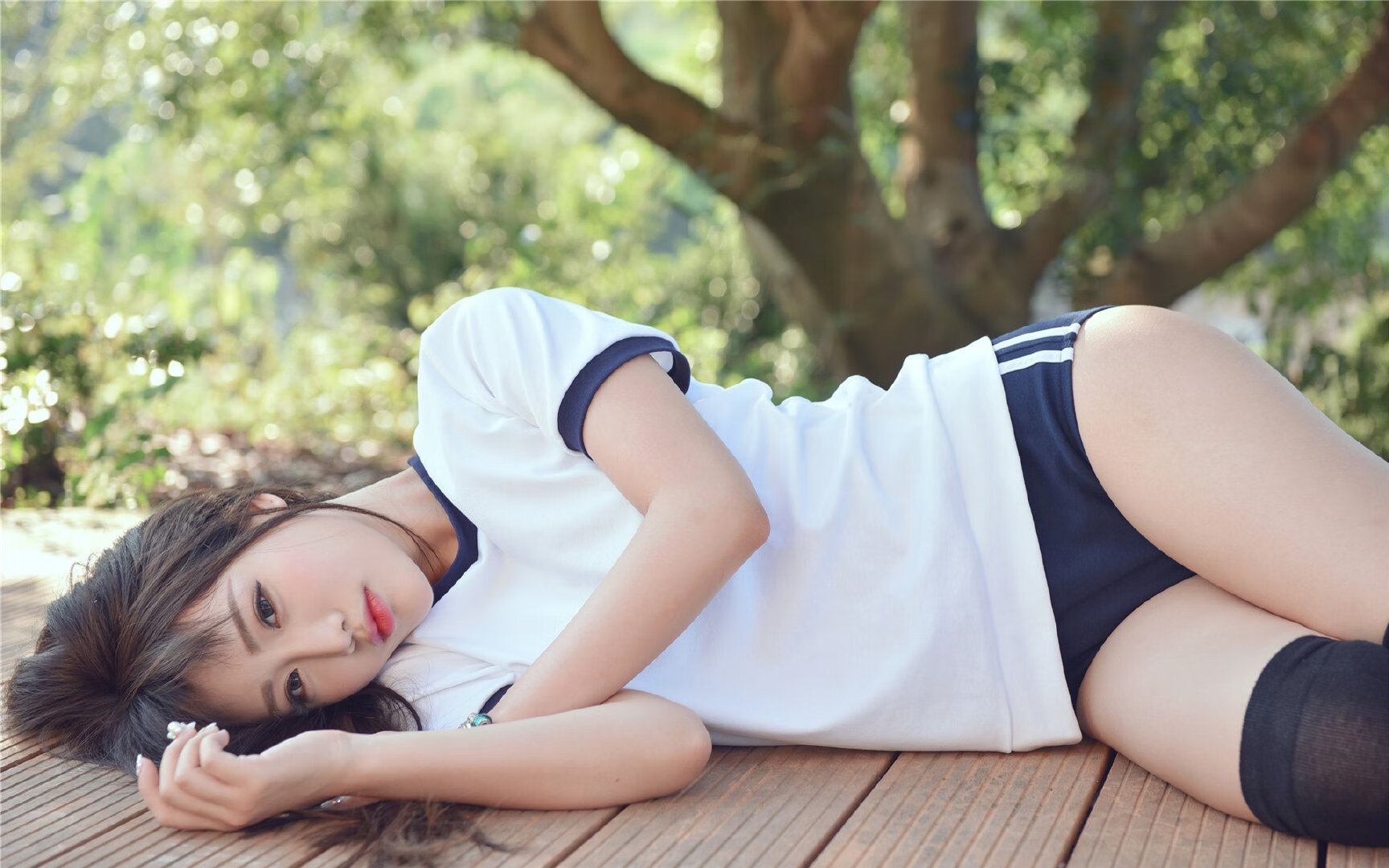 亚洲杯赛场冷门不断，黑马队伍成焦点，亚洲杯联赛