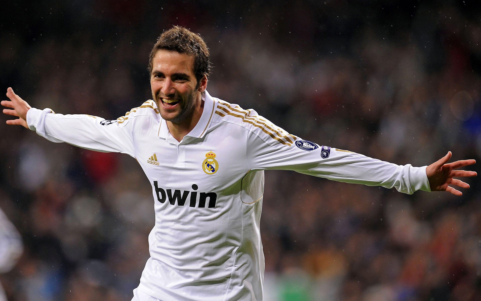 五大联赛豪门新援是否真正补齐短板，五大联赛之外的豪门