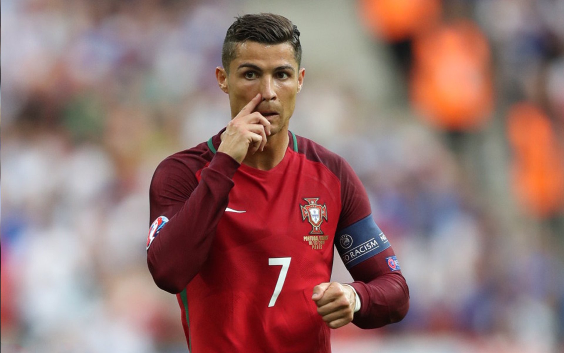 裁判争议判罚引发球员联名申诉，纪律委员会介入，裁判被球员群殴